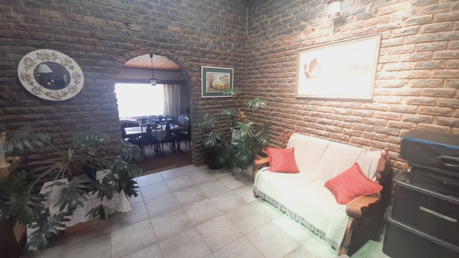 3 Bedroom Property for Sale in Kameeldrift-Wes North West